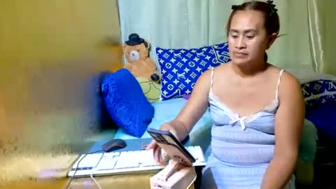 xxloveheart online show from May 10, 3:12 am
