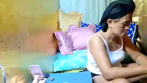xxloveheart online show from May 18, 5:57 am
