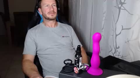 Snapshot of xxmettexx chatting on October 26, 4:46 pm xxmettexx online show from October 26, 4:46 pm