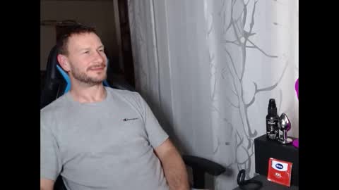 Snapshot of xxmettexx chatting on January 15, 9:40 pm xxmettexx online show from January 15, 9:40 pm