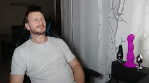 Snapshot of xxmettexx chatting on January 18, 2:26 am xxmettexx online show from January 18, 2:26 am