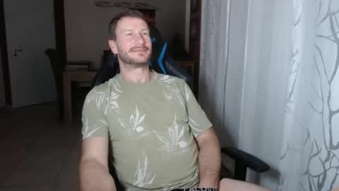 Snapshot of xxmettexx chatting on February 11, 6:46 pm xxmettexx online show from February 11, 6:46 pm