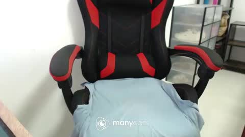  Kaycee  online show from December 1, 2:05 am