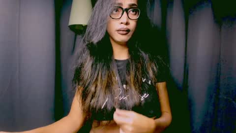 Lara online show from December 2, 9:17 pm