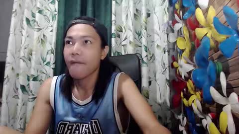 Snapshot of xxskinny_alonzoxx chatting on September 27, 9:31 pm Ali online show from September 27, 9:31 pm