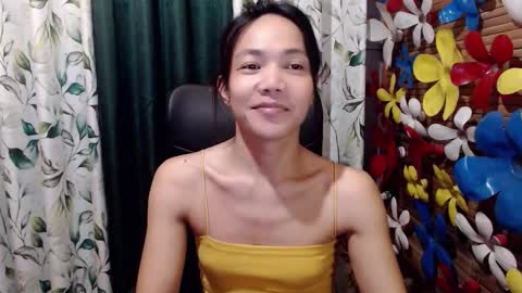 Snapshot of xxskinny_alonzoxx chatting on October 29, 9:11 am Ali online show from October 29, 9:11 am