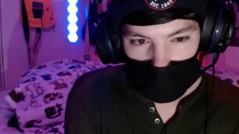 David Fox online show from February 28, 4:24 am