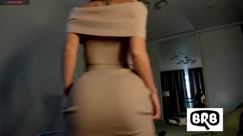 xxx_leila online show from October 21, 10:05 am