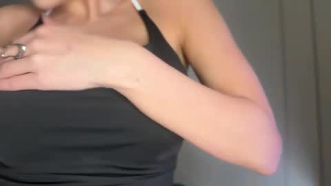 xxx_leila online show from March 23, 9:13 am