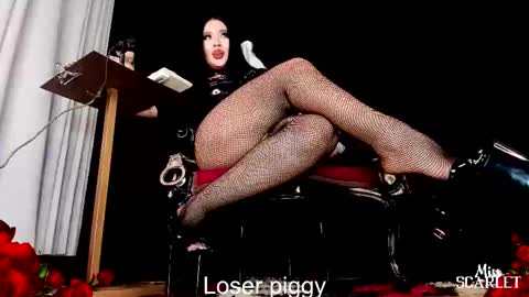 Mistress Scarlet Igmiss scarlet978 online show from September 29, 1:44 am
