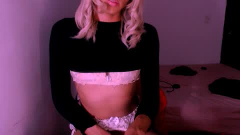 Chiara online show from November 27, 3:52 am