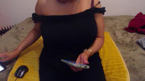 Ayanda online show from January 14, 2:12 pm