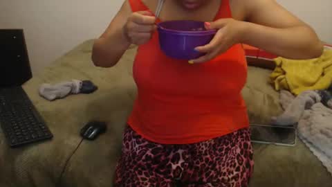 Ayanda online show from March 27, 12:16 pm