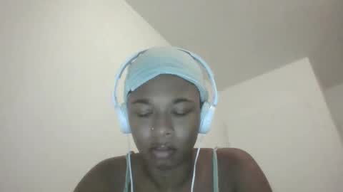 Snapshot of xxxdanidoomsdayxxx chatting on June 3, 10:18 am Danielle online show from June 3, 10:18 am