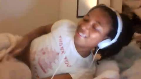 Snapshot of xxxdanidoomsdayxxx chatting on June 6, 10:58 pm Danielle online show from June 6, 10:58 pm