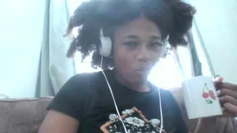 Snapshot of xxxdanidoomsdayxxx chatting on July 1, 6:40 pm Danielle online show from July 1, 6:40 pm