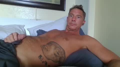 deeeeznutz online show from February 3, 8:57 pm