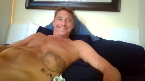 deeeeznutz online show from February 25, 7:36 pm