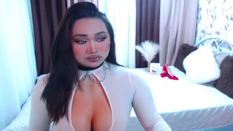 Snapshot of xxxgiganticoliviacummerxxx chatting on March 8, 4:55 pm OLIVIA online show from March 8, 4:55 pm