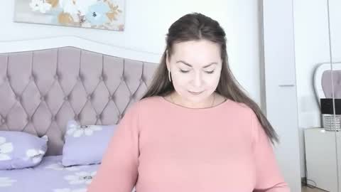 Elvira online show from March 31, 5:52 am