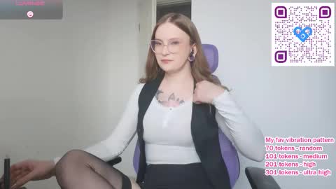 Keira online show from February 5, 8:41 am