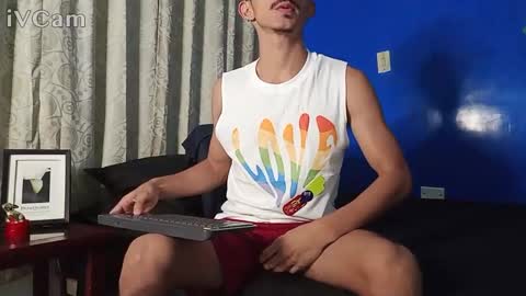 Snapshot of xxxhome_alonexxx chatting on November 16, 8:03 pm Kev online show from November 16, 8:03 pm