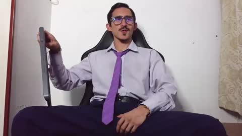 Snapshot of xxxhome_alonexxx chatting on February 12, 8:26 pm Kev online show from February 12, 8:26 pm