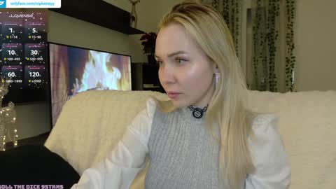 Onlyfanz  online show from December 22, 8:28 pm