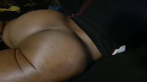 xxxjrstrokesxxx online show from February 20, 2:39 pm