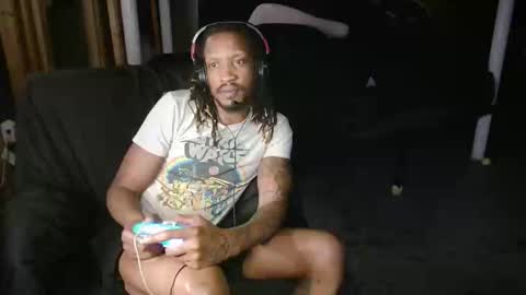 Snapshot of xxxjrstrokesxxx chatting on April 24, 2:03 am xxxjrstrokesxxx online show from April 24, 2:03 am