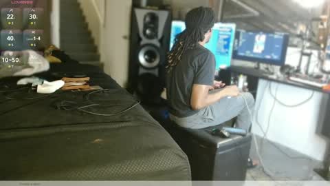 Snapshot of xxxjrstrokesxxx chatting on May 20, 2:18 am xxxjrstrokesxxx online show from May 20, 2:18 am