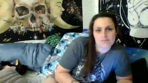Snapshot of xxxmistymoansxxx chatting on November 21, 10:58 am Misti online show from November 21, 10:58 am