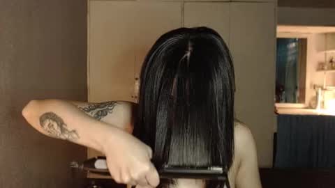 Snapshot of xxxsexydollxxx chatting on March 1, 11:29 pm Melissa online show from March 1, 11:29 pm