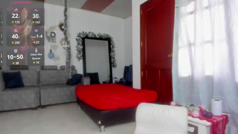 Snapshot of xxxtatianabustyxxx chatting on January 15, 7:23 pm xxxtatianabustyxxx online show from January 15, 7:23 pm