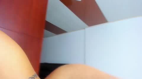 Snapshot of xxxtatianabustyxxx chatting on February 25, 8:30 pm xxxtatianabustyxxx online show from February 25, 8:30 pm