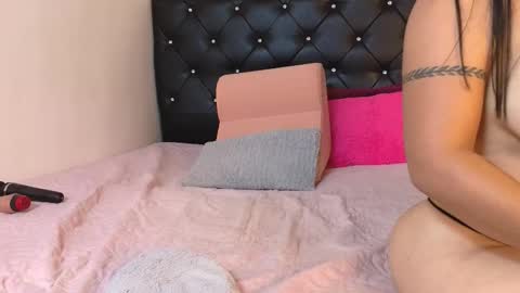 Snapshot of xxxtatianabustyxxx chatting on September 13, 9:47 pm xxxtatianabustyxxx online show from September 13, 9:47 pm