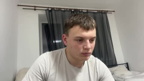 Leo online show from February 17, 8:15 pm