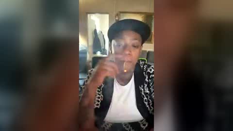 xxxtrendy online show from July 24, 4:27 pm