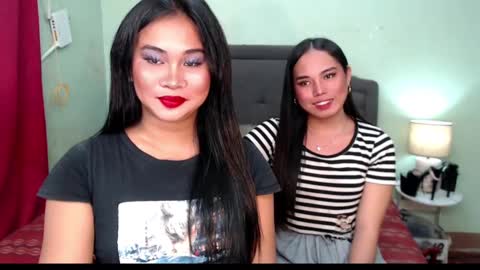 Snapshot of xxyour_wildest_dreamsxx chatting on February 9, 5:11 pm barbie online show from February 9, 5:11 pm