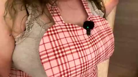 Snapshot of xyzlovers2 chatting on February 16, 6:09 am xyzlovers2 online show from February 16, 6:09 am