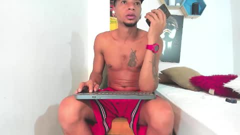 Sr. Y0ung Master online show from October 28, 4:16 am