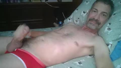 Snapshot of yacht3oy chatting on December 4, 1:15 am yacht3oy online show from December 4, 1:15 am