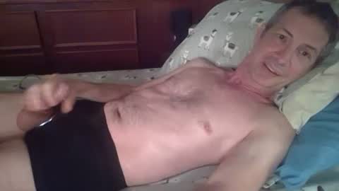 Snapshot of yacht3oy chatting on February 9, 1:59 pm yacht3oy online show from February 9, 1:59 pm