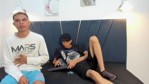 Snapshot of yago_7 chatting on March 28, 12:27 pm yago_7 online show from March 28, 12:27 pm