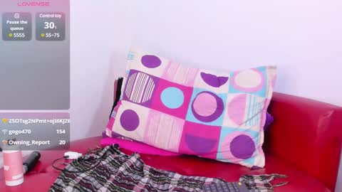 Snapshot of yahaira__ chatting on January 11, 6:23 pm Yahaira online show from January 11, 6:23 pm