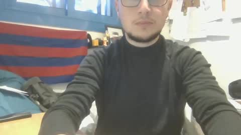 Snapshot of yakajoe97 chatting on December 9, 9:28 am yakajoe97 online show from December 9, 9:28 am