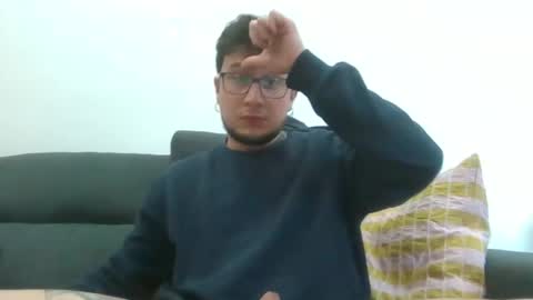 Snapshot of yakajoe97 chatting on December 18, 2:34 pm yakajoe97 online show from December 18, 2:34 pm