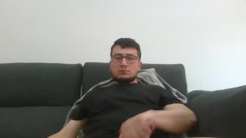 Snapshot of yakajoe97 chatting on January 16, 2:10 pm yakajoe97 online show from January 16, 2:10 pm