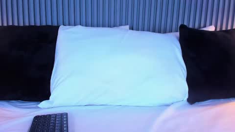 Yalezka online show from May 7, 4:29 am
