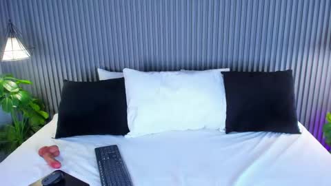 Yalezka online show from May 9, 5:34 am